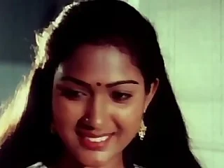 Telugu Super-hot Actress Hema aunty Issue with